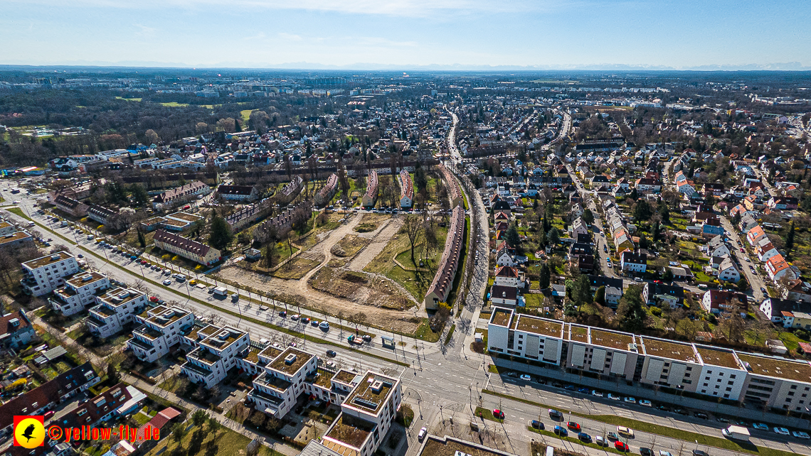 21.03.2023 - Luftbilder von der Baustelle Maikäfersiedlung in Berg am Laim